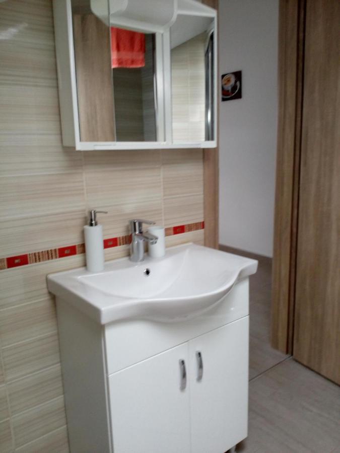 Tereza Appartement Obrovac Buitenkant foto